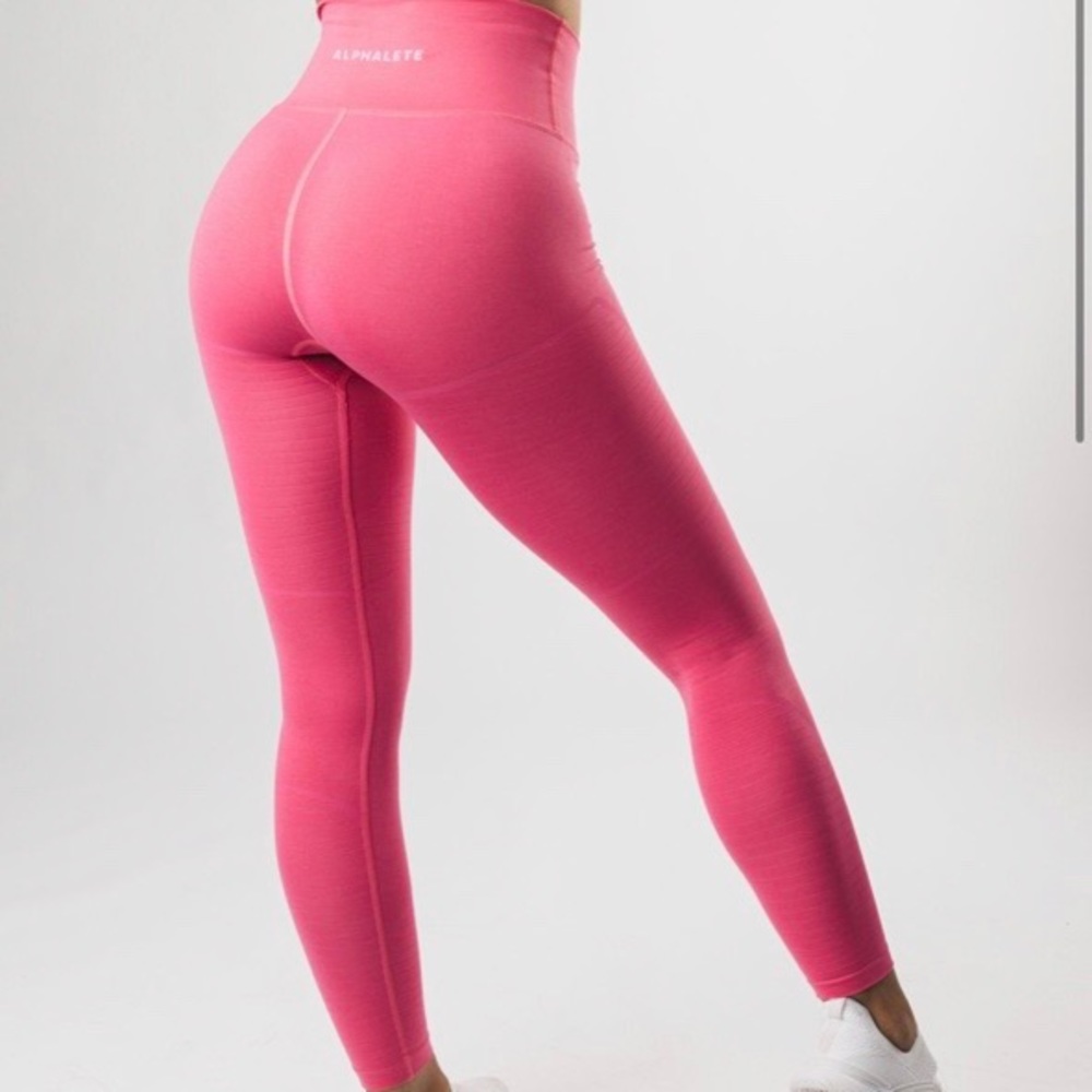 Never worn ALPHALETE OG REVIVAL LEGGINGS